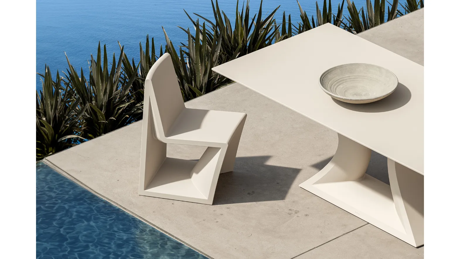 Tavolo e Sedie Rest Dining di Vondom